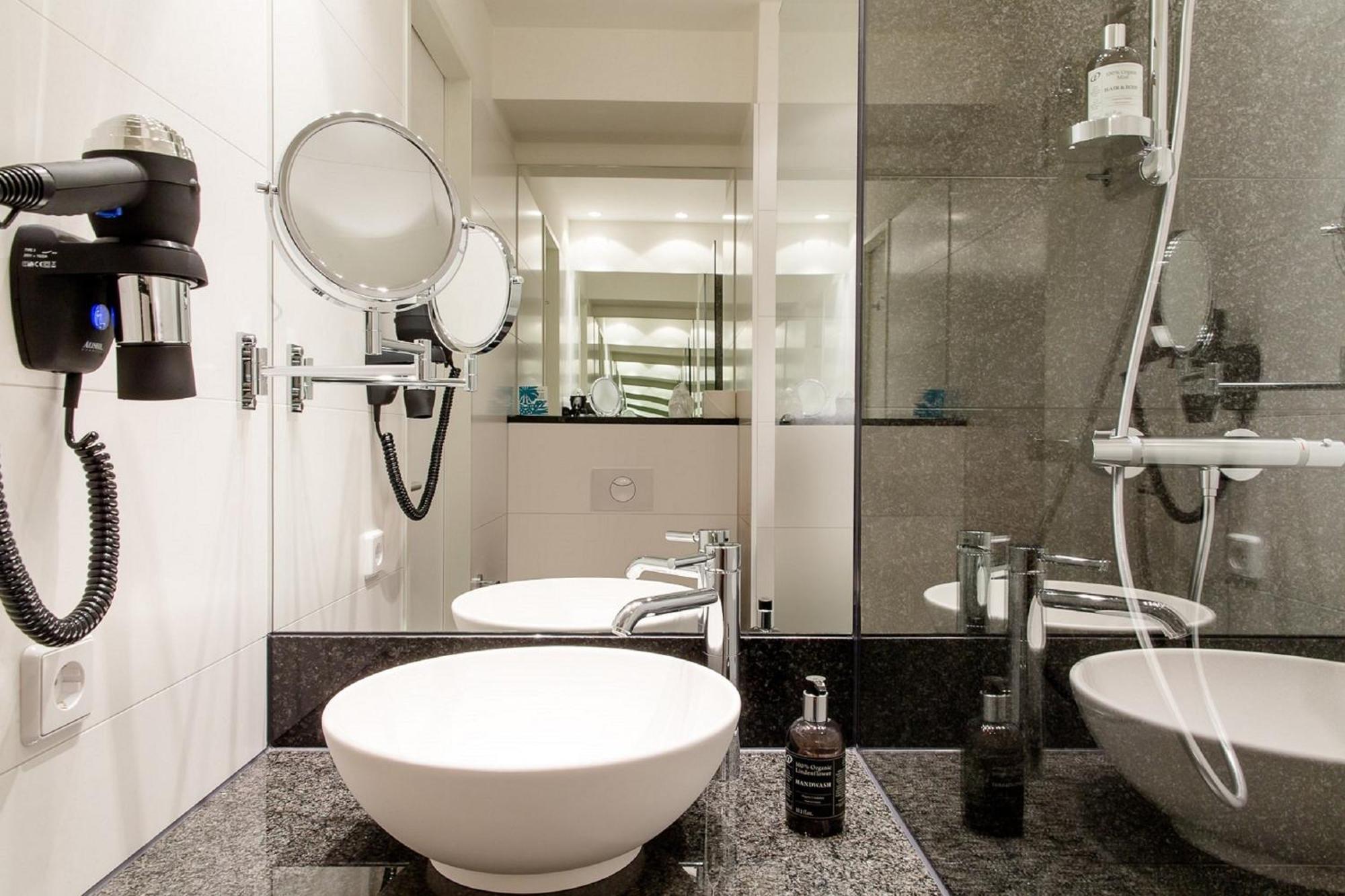 Motel One Basilea Esterno foto